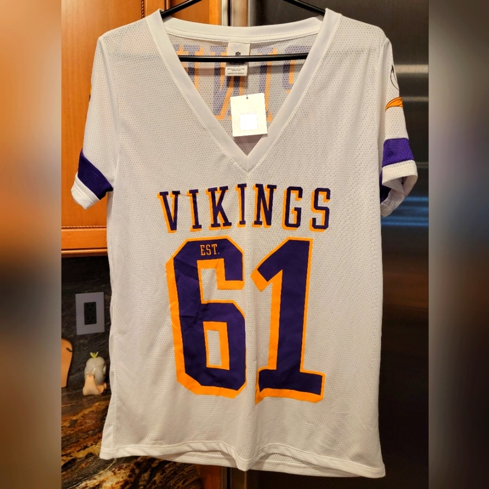 NEW Limited Edition PINK VS NFL Minnesota Vikings tee jersey white large